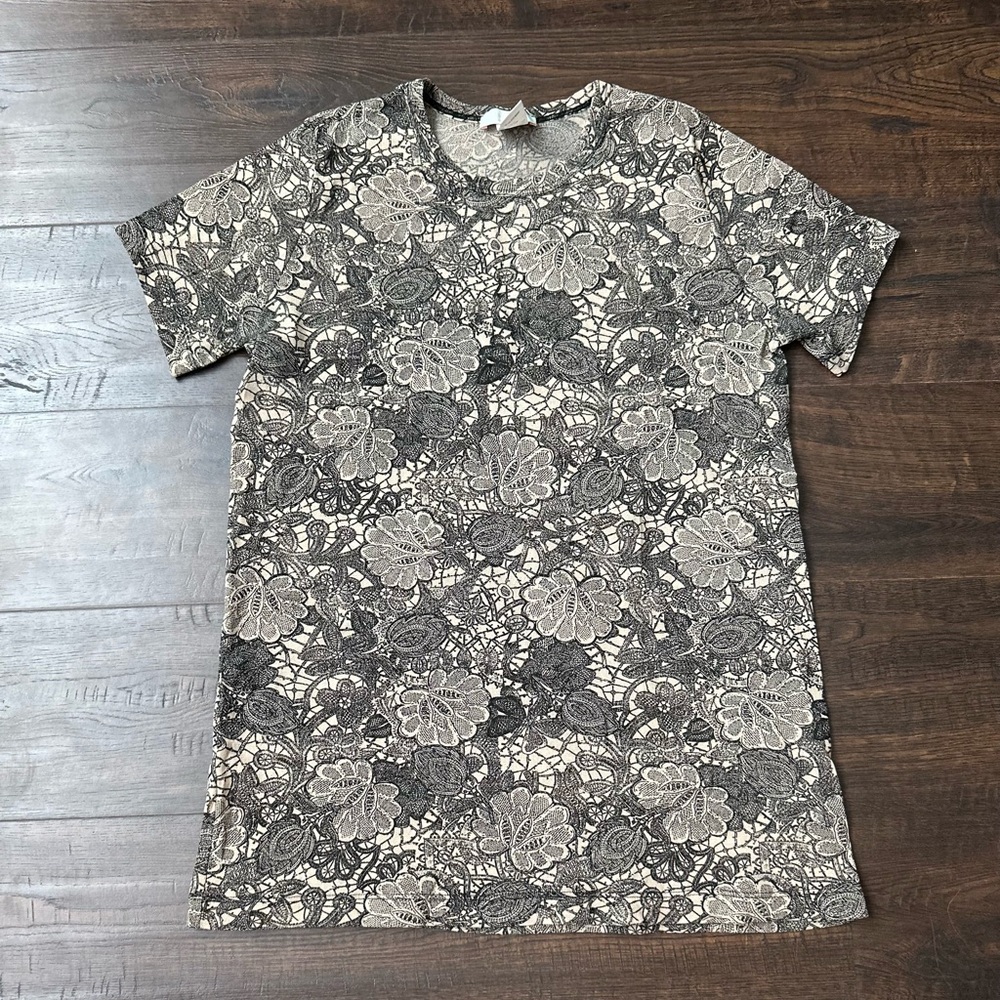 Black and white floral shirt Cadeau L